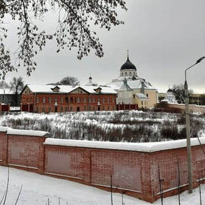 В двух тверских женских монастырях завершены работы по возведению оград